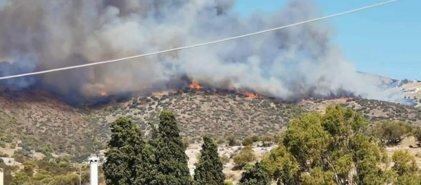 Ορατός από το διάστημα ο καπνός από τη φωτιά στην Κερατέα - Τι κατέγραψε ο δορυφόρος (φωτο)